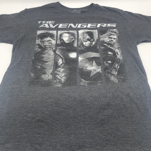 Avengers Gray Graphic Tee - Picture 2 of 11